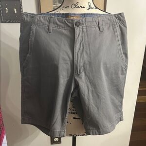 Red Camel Men's Charcoal Flat Front Shorts 33” waist. 9” inseam